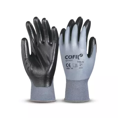 High resistance black nitrile glove